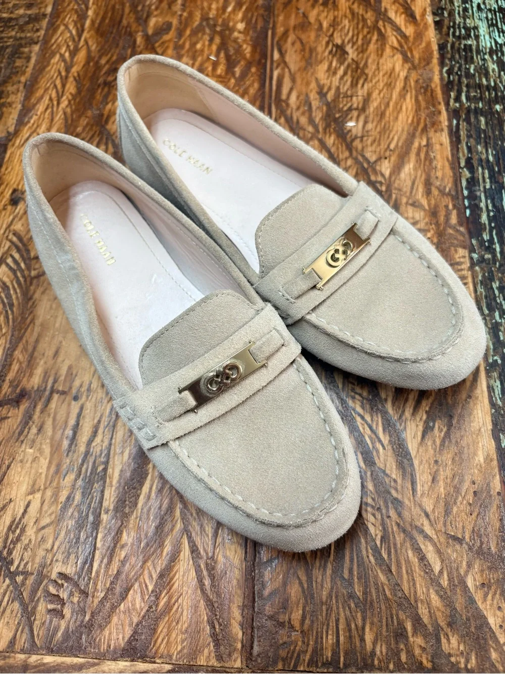 Cole Haan Nude Suede Leather Driving Loafers Gold Bit Slip On Flats Shoes 8.5